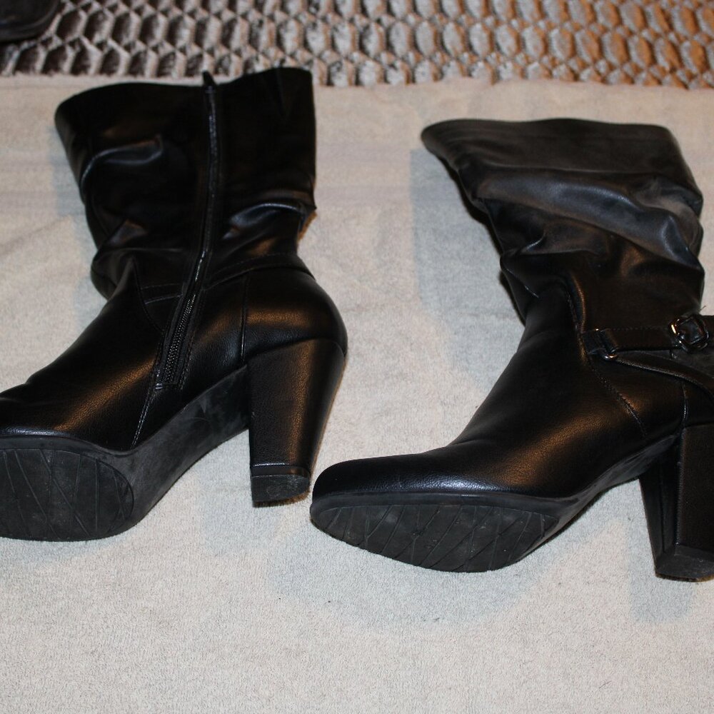 Womens Boot Size 8
